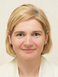 Portrait d'Aurelija Bridier consultante en développement professionnel et personnel